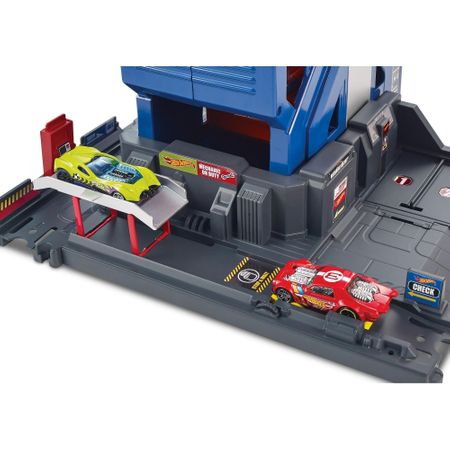 Hot wheels best sale mega garage