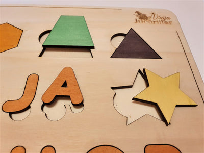 Puzzle din lemn incastru Personalizat cu Nume -  Cifre, forme geometrice si Nume colorate
