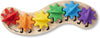Omida din lemn cu roti zimtate multicolore de la Melissa & Doug
